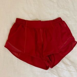 lululemon hotty hot shorts